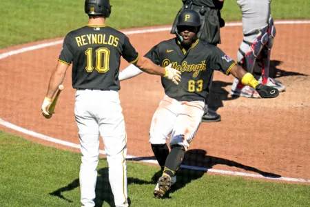 Pirates secure their first non-losing season since 2018